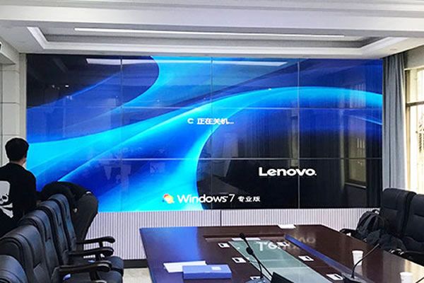 无缝拼接屏厂家如何提高自身优势，扩大市场份额