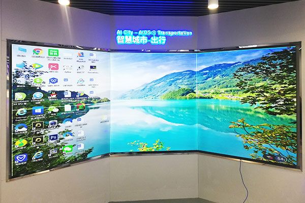 无缝拼接屏与小间距LED显示屏哪个好？