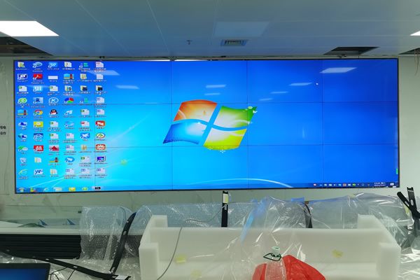 高清液晶拼接屏，为当下主流显示技术