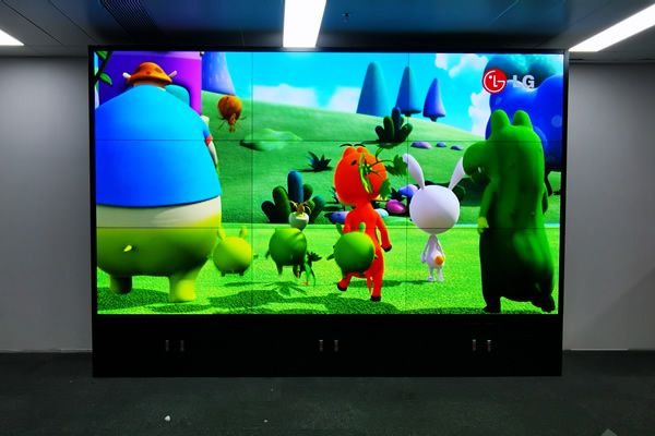 拼接屏在商显领域的应用优势