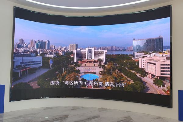 LED显示屏和无缝拼接屏的区别有哪些