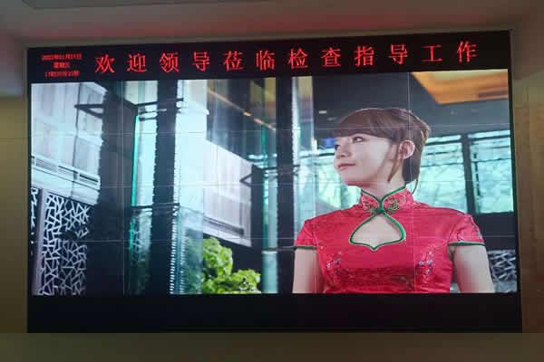 办公室显示大屏采用拼接屏好，还是LED屏好