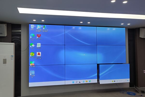 拼接屏需要哪些设备_安装拼接屏需要注意什么