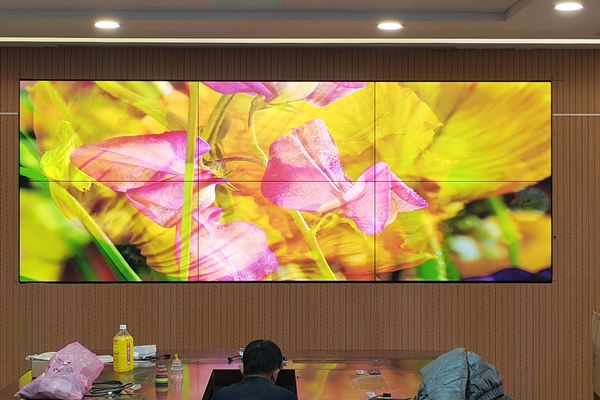 液晶拼接屏和液晶电视有什么区别