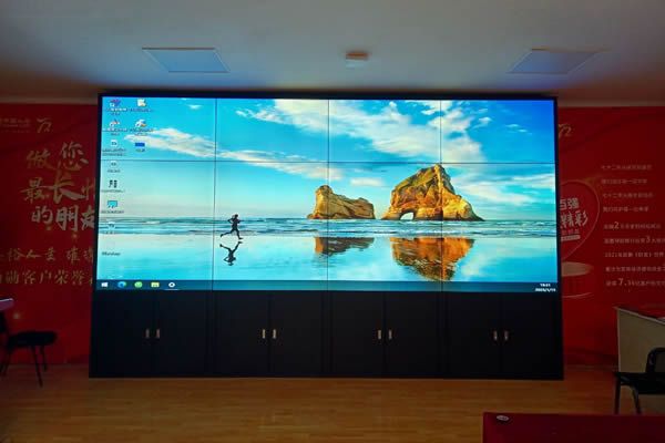 无缝拼接屏的显示效果怎样？展现不一样的视觉体验