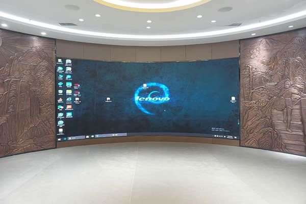 会议显示大屏使用LED屏幕好，还是拼接屏好？