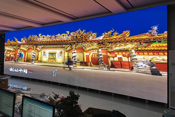 【展大局视野 创视觉盛宴】现代大屏幕显示屏，引领视听新潮流！