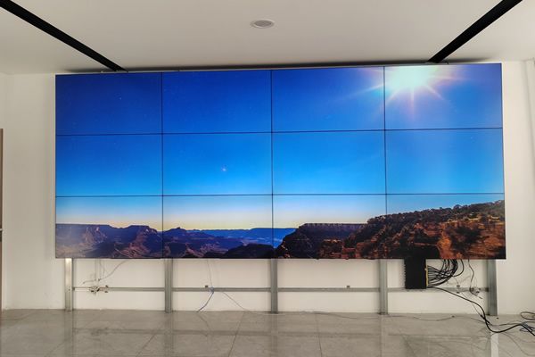 会议室大屏幕用led屏好，还是拼接屏好