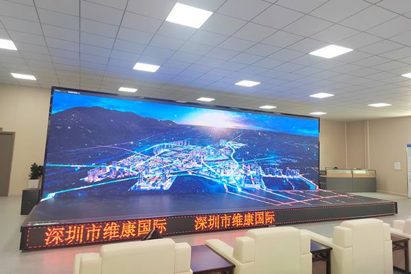 100平方的舞台要多大的LED显示屏？