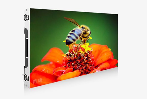 多媒体教室使用小间距LED屏好，还是会议一体机好？